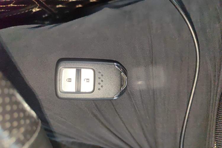 Used Honda Jade 2017 1.8L automatic Comfort version 5 seats
