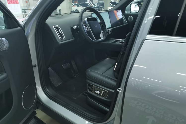 Used Li Auto L9 2024 Ultra Model
