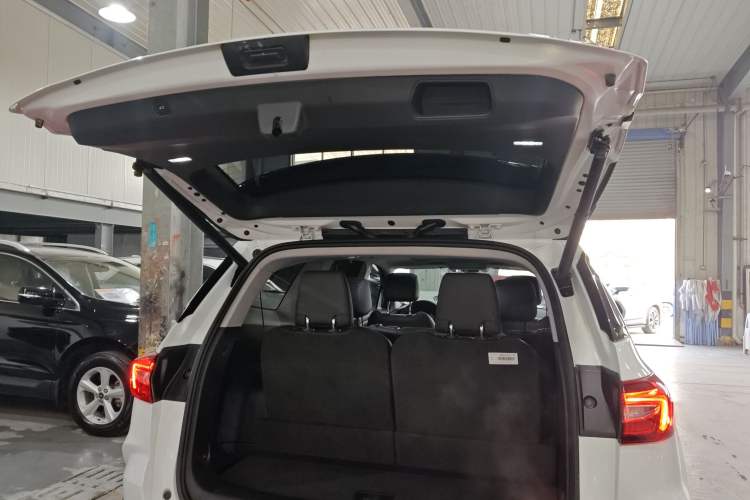 Used Buick Enclave 2022 652T Two-Wheel-Drive Prestige 7-Seater
