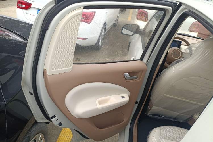 Used Wuling Hongguang MINIEV 2025 Four-Door Version Advanced Edition
