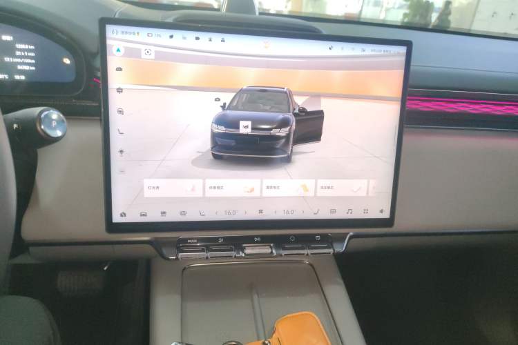 Used Zeekr 7X 2025 100 kWh Long-Range Rear-Wheel Drive with Intelligent Driving Features
