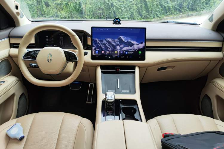 Used Hima AITO M7 2024 1.5T Intelligent Drive 4WD Ultra Version 5 Seats