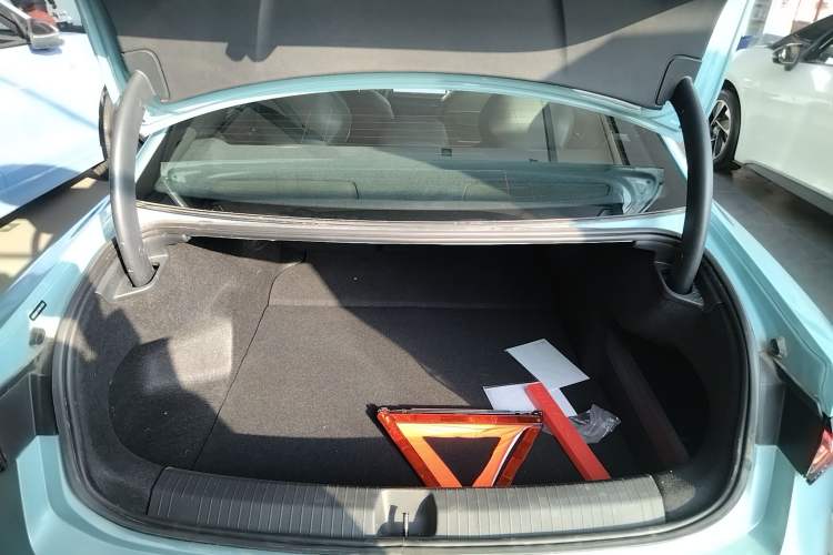 Used Volkswagen Passat 2025 Pro 380TSI Starry Dragon Luxury Edition