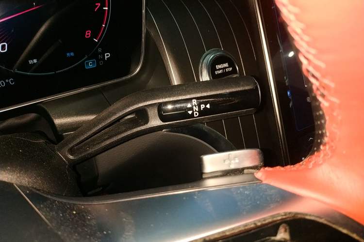 Used Mercedes-Benz GLC 2023 Refreshed GLC 300 L 4MATIC Dynamic Version 7-Seater
