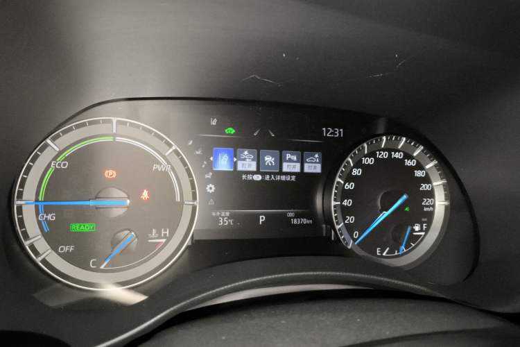 Used Toyota Highlander 2023 2.5L Smart Electric Hybrid Dual-Drive Prestige Version 7 Seats
