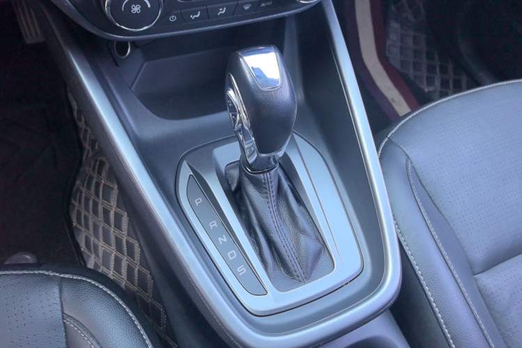 Used Ford Escort 2017 Happiness Edition 1.5L Automatic Fashion Version
