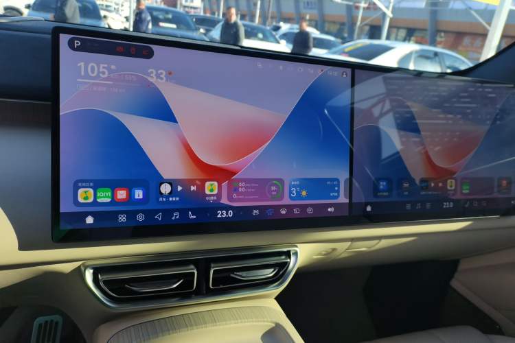 Used  S09 2025 Rear-Drive Ultra
