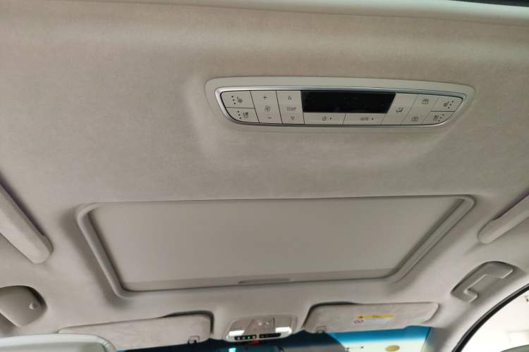 Used Buick GL8 2018 28T Avenir Avia China VI Standard
