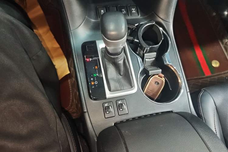 Used Toyota Highlander 2021 2.0T Four-Wheel Drive Luxury Edition 7 Seats