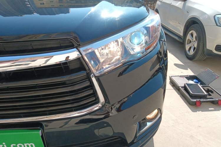 Used Toyota Highlander 2017 2.0T Two-Wheel Drive Luxury Edition 7 Seats
