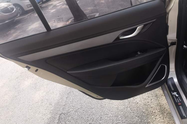 Used Geely Auto Emgrand 2021 UP 1.5L CVT Luxury Model
