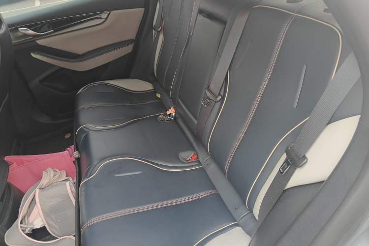 Used BYD Qin PLUS 2021 DM-i 120KM Flagship Model
