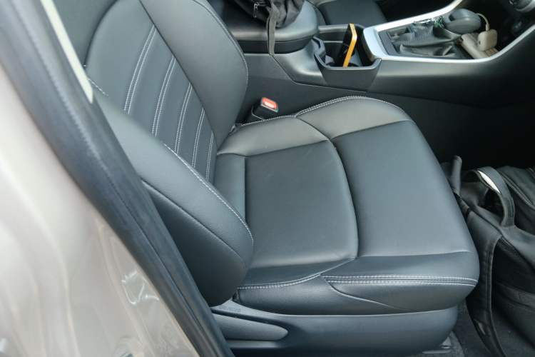 Used Toyota Wildlander 2021 2.0L CVT 4x4 Luxury Edition
