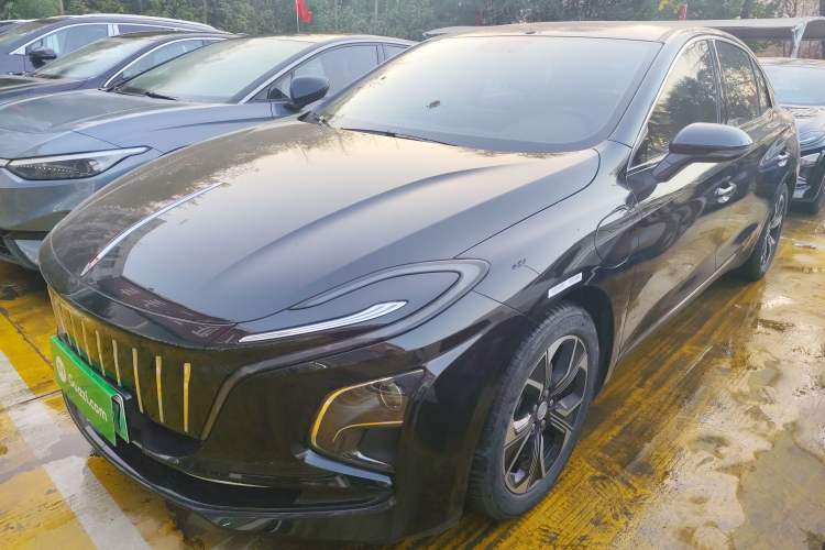 Used Hongqi E-QM5 2023 Revised Version Basic Travel Edition
