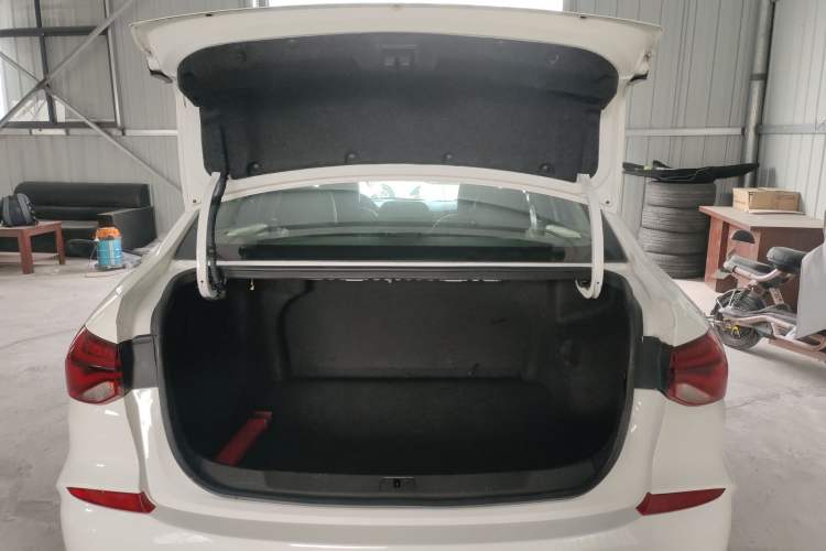 Used Chevrolet Monza 2021 320 Automatic Enjoyment Sunroof Edition