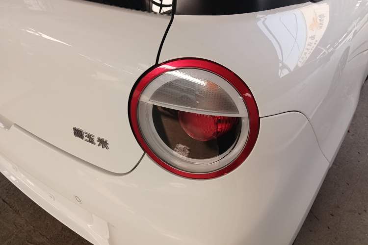 Used  Lumin 2023 301km Honey Dew Edition