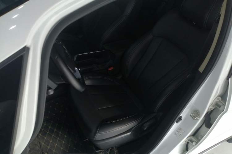 Used Geely Auto Vision X3 2019 Upgraded Model 1.5L CVT Elite Version
