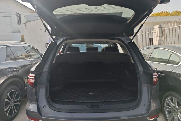 Used BYD Song Pro New Energy 2019 DM 1.5T Four-Wheel Drive Performance Edition Deluxe Model
