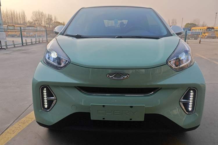 Used Chery Little Ant 2022 Restyled Version Sweet Pink Edition Half-Sugar Version 28.8 kWh 30 kW 301 km
