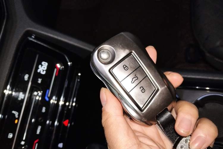 Used Volkswagen Teramont X 2020 330TSI Two-Wheel-Drive Luxury Edition
