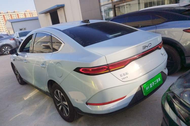 Used BYD Qin PLUS 2025 DM-i Smart Drive 120KM Superior Model
