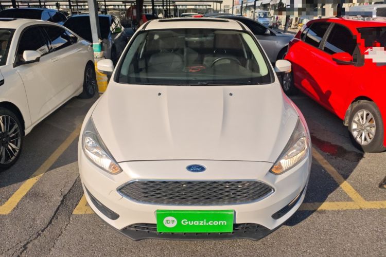 Used Ford Focus 2018 Hatchback Classic 1.6L Automatic Trendy SmartDrive Edition
