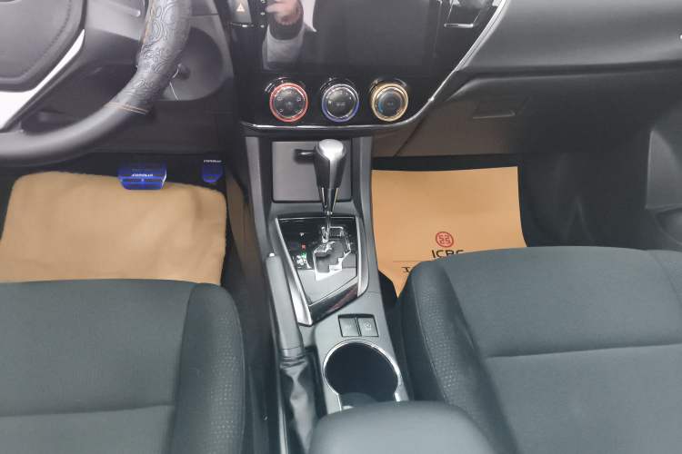 Used Toyota Corolla 2017 1.2T CVT GL
