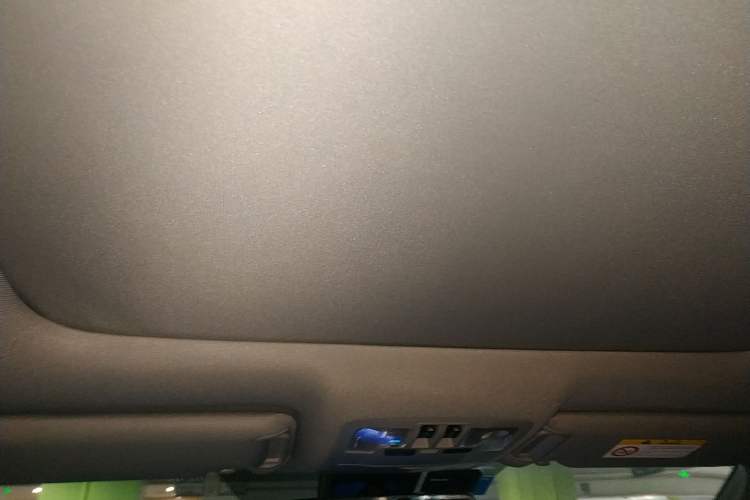 Used Toyota Highlander 2018 2.0T Four-Wheel Drive Prestige Version 7 Seats China VI Standard
