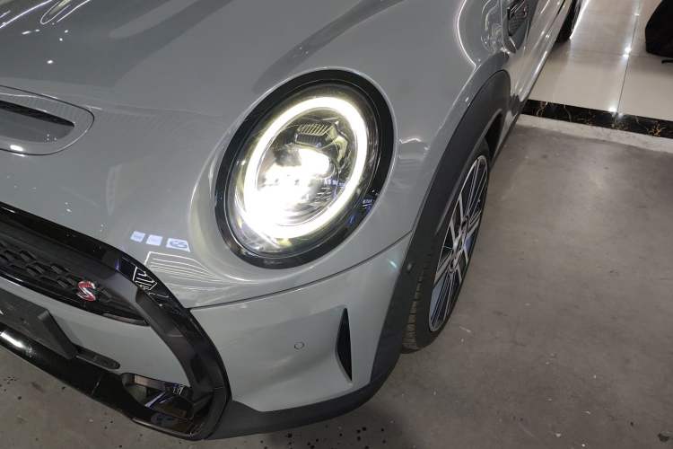 Used MINI MINI 2023 2.0T COOPER S Artist