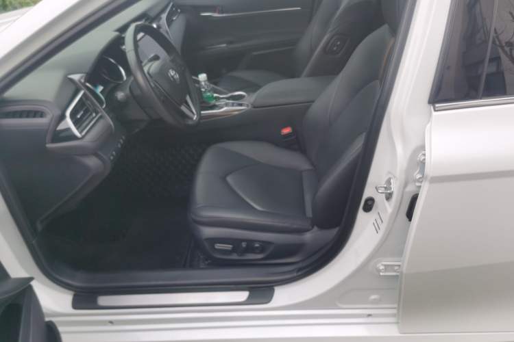 Used Toyota Camry 2019 2.5G Luxury Edition China VI Standard
