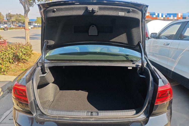 Used Volkswagen Magotan 2020 330TSI DSG Leading Model
