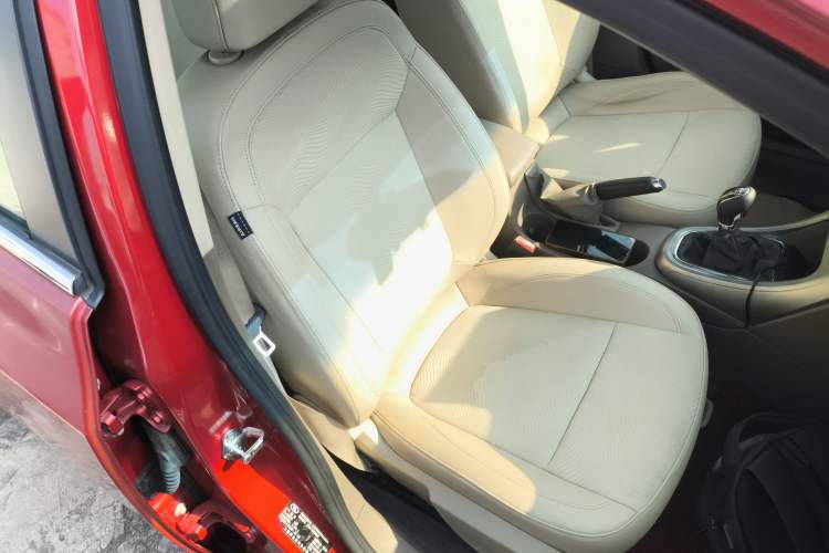 Used Buick GT 2013 GT 1.6L Manual Entry-Level Model
