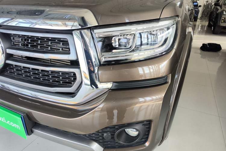 Used Great Wall Poer 2023 2.0T Passenger Version Automatic Gasoline 4x4 Sporty GW4C20B
