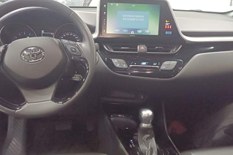 Used Toyota IZOA 2021 2.0L Yidong Edition