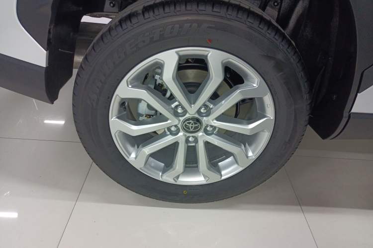 Used Toyota FRONTLANDER 
