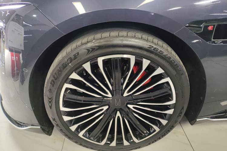 Used  12 2023 650 Three-Laser Four-Wheel Drive Performance Edition