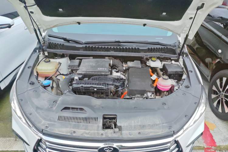 Used BYD Song MAX New Energy 2022 DM-i 105KM Flagship Model