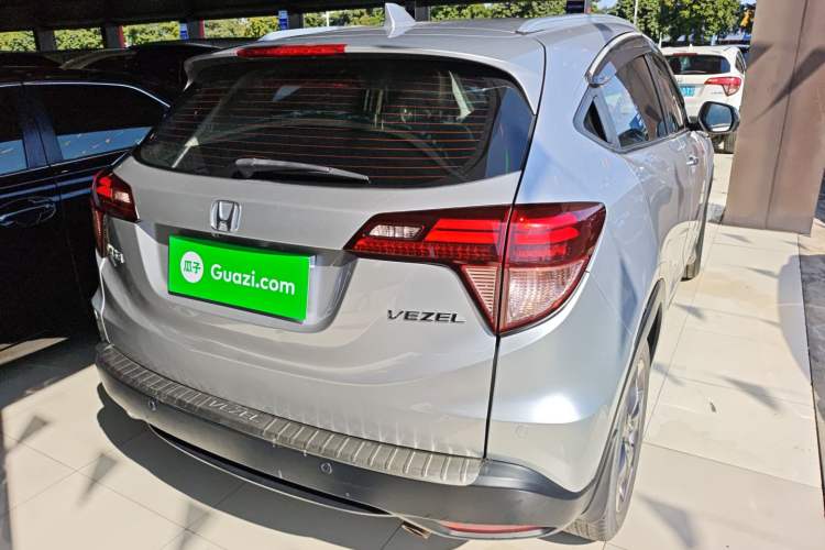 Used Honda Vezel 2015 1.8L CVT 2WD Luxury Model
