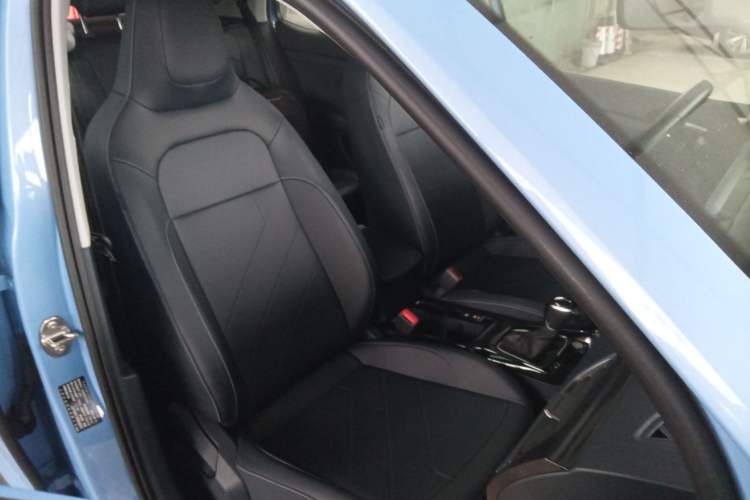 Used Volkswagen Tharu 2025 NewRui 300TSI Prestige Edition
