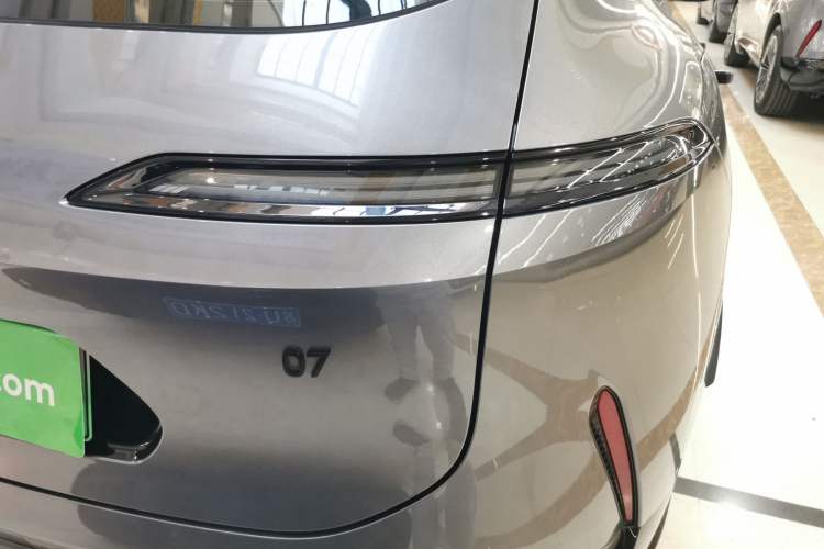 Used  07 2024 Max Extended-Range Edition
