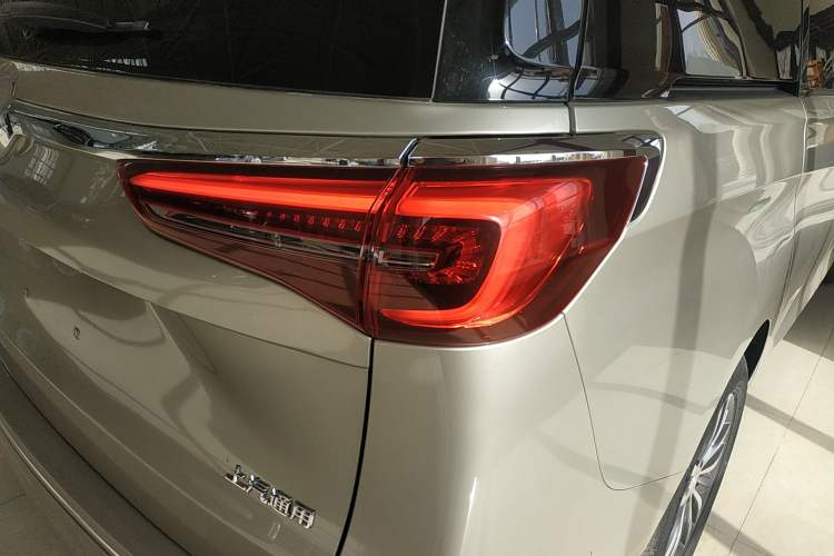 Used Buick GL8 2021 ES Land Cruiser 653T Luxury Edition
