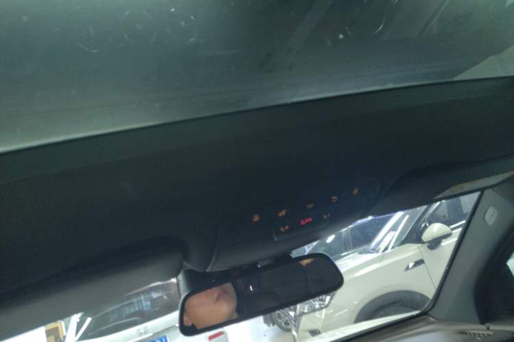 Used Mercedes-Benz GLC 2017 GLC 260 4MATIC Luxury Model
