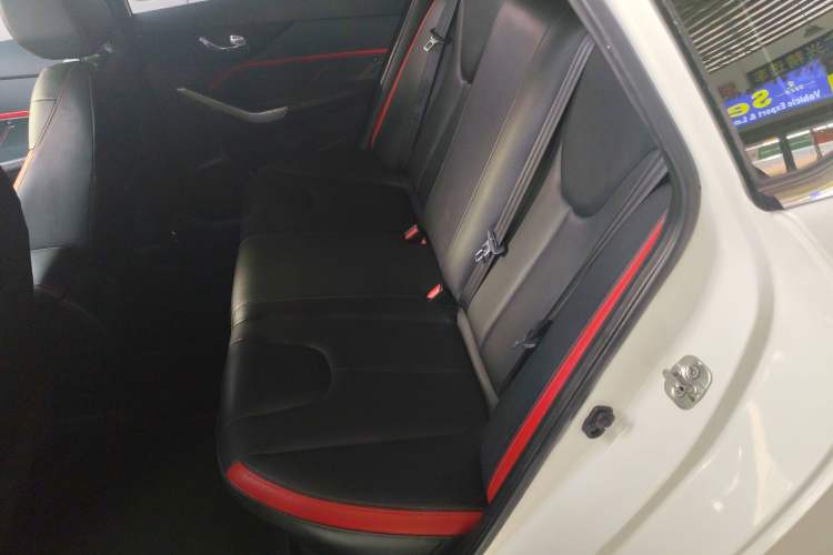 Used Venucia D60 2020 1.6L XL CVT Enjoyment Edition