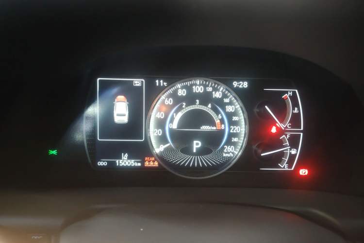 Used Lexus ES 2023 200 Excellence Edition
