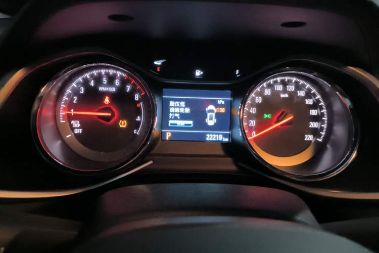 Used Chevrolet Orlando 2020 Light Hybrid Redline 530T Automatic Enjoyment Edition (5+2 Models)
