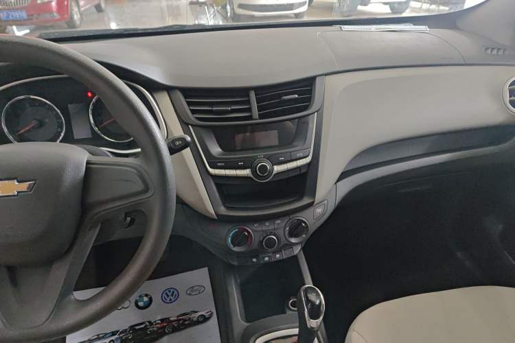 Used Chevrolet Sail 2015 Sail 3 1.3L AMT Ideal Edition
