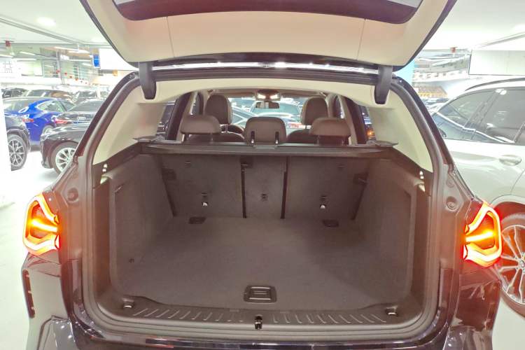 Used BMW X3 2023 xDrive30i Leading Model M Night Edition Package