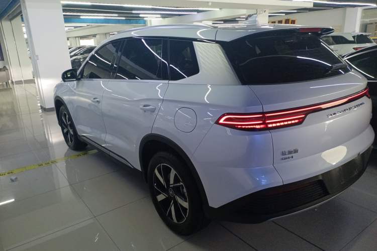 Used BYD Song Pro New Energy 2024 HONOR Edition DM-i 71KM Beyond Model
