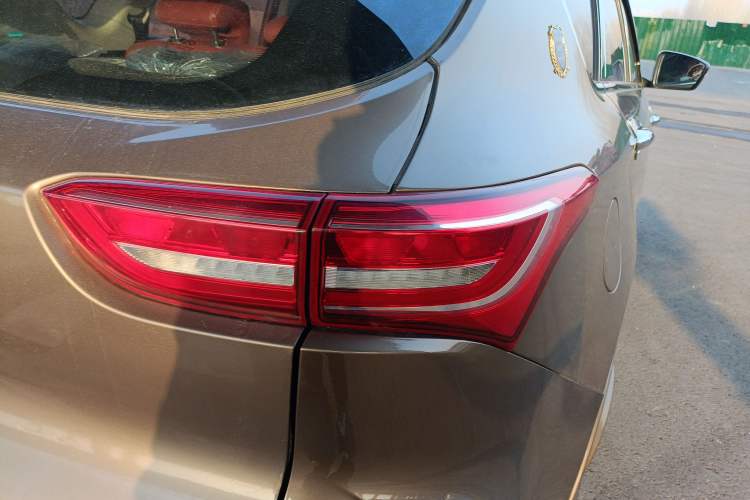 Used JETOUR X70 2020 1.5T DCT Comfort Edition 7-Seater
