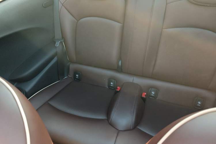 Used  MINI 2021 1.5T ONE PLUS
